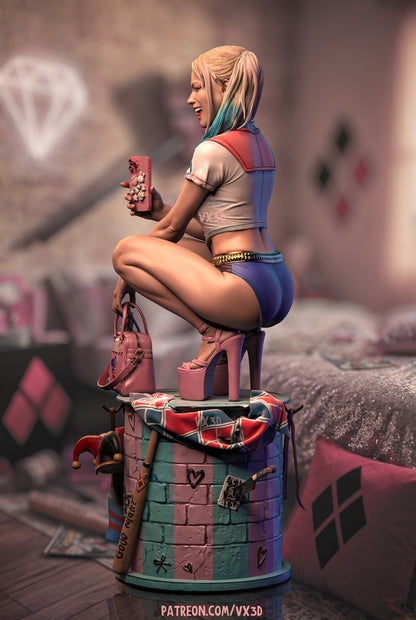 Harley Quinn Trouble in Pink (Suicide Squad)